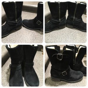 Black Ugg boots size 6.5